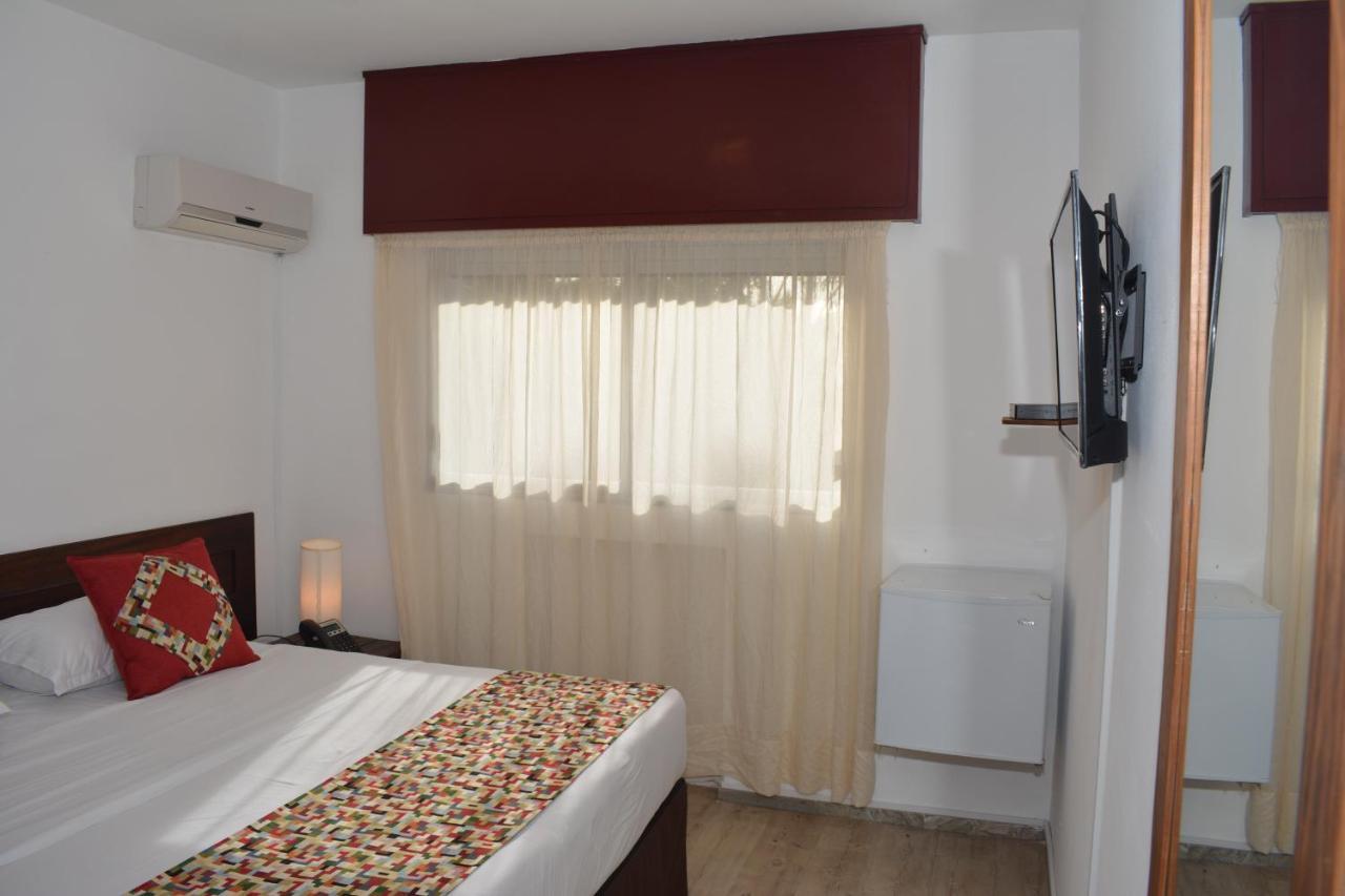 Hotel Express Малдонадо Екстериор снимка