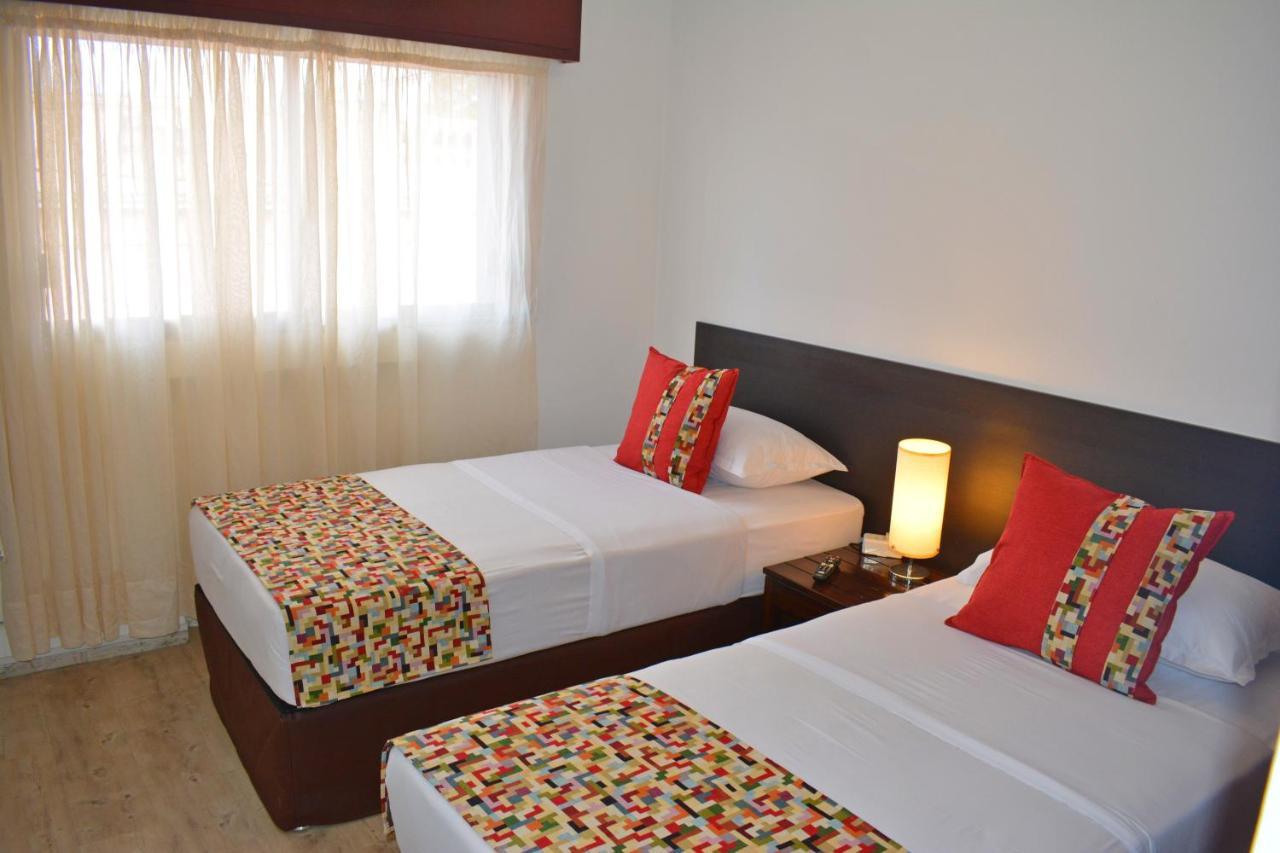 Hotel Express Малдонадо Екстериор снимка